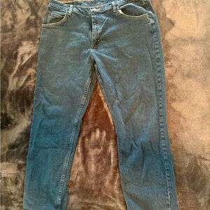 Wrangler Premium Quality Comfort Guaranteed Jeans Men’s 38x30 Classic Fit